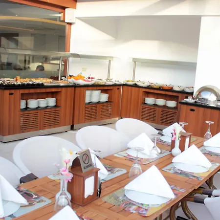 ホテル Majeste Bodrum 4*