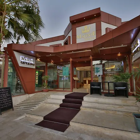 酒店 Majeste Bodrum 4*