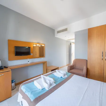 Majeste Bodrum 酒店 居姆贝特