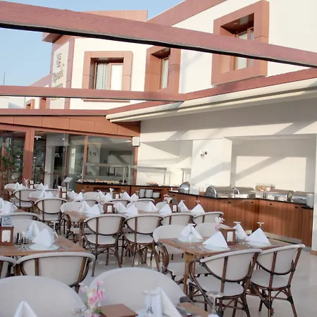 酒店 Majeste Bodrum 居姆贝特