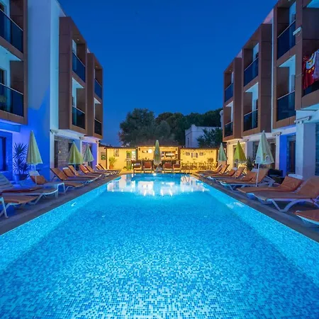 酒店 Majeste Bodrum 居姆贝特